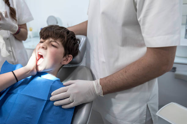 Best Dentist for Tooth Abscess  in Combee Settlement, FL